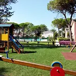 Bright Flat With Pool And Balcony Bibione