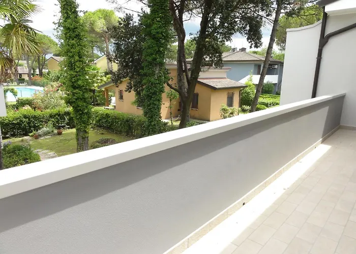 Apartament Bright Flat With Pool And Balcony Bibione